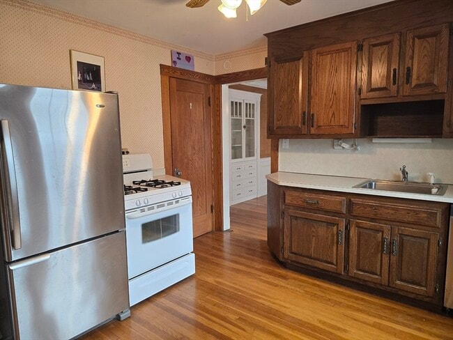 7 March Ave in Boston, MA - Building Photo - Building Photo