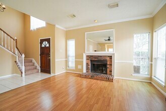 1246 Manchester Cir in Missouri City, TX - Building Photo - Building Photo