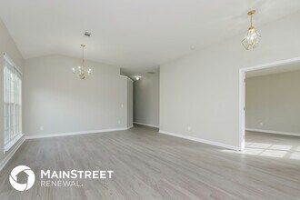 10238 Deep Creek Pl in Union City, GA - Foto de edificio - Building Photo