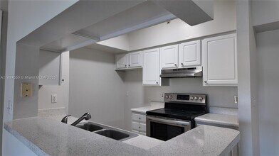 11625 W Atlantic Blvd in Coral Springs, FL - Building Photo - Building Photo