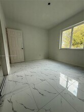 3340 NW 13th Ave in Miami, FL - Building Photo - Building Photo