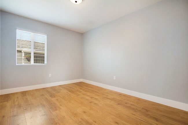 2253-2257 Olive Ave in Long Beach, CA - Building Photo - Building Photo