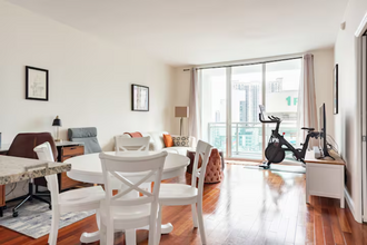 951 Brickell Ave, Unit The Plaza in Miami, FL - Building Photo - Building Photo