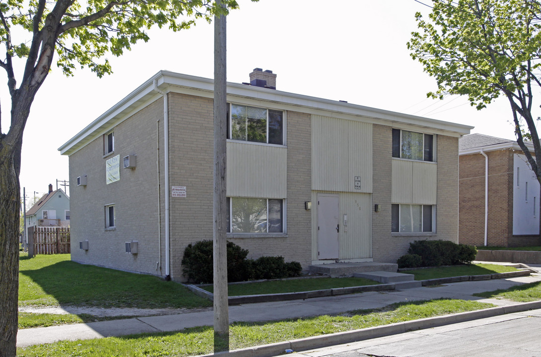 950 N 20th St in Milwaukee, WI - Foto de edificio