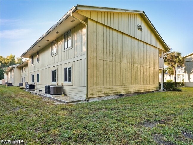 property at 4621 Bayshore Dr