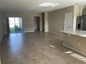 10042 Salt Pt Dr in Winter Garden, FL - Building Photo - Building Photo