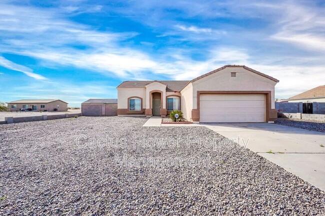 11679 W Madero Dr in Arizona City, AZ - Building Photo - Building Photo