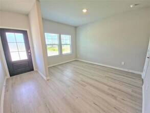 2288 Clf Spgs Dr in Heartland, TX - Foto de edificio - Building Photo
