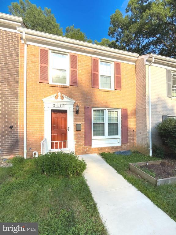2419 Ansdel Ct in Reston, VA - Building Photo - Building Photo