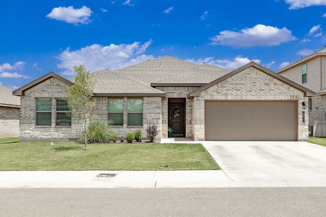 10517 Albany Ave in Lubbock, TX - Building Photo