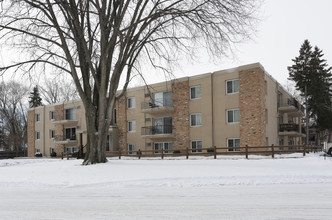 Elmwood Apartments in Anoka, MN - Building Photo - Building Photo