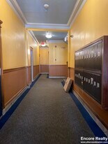 120 Peterborough St, Unit A in Boston, MA - Building Photo