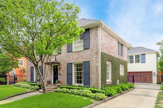 property at 2829 Sunset Blvd