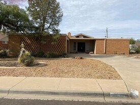 1709 Byron Ave in Odessa, TX - Building Photo