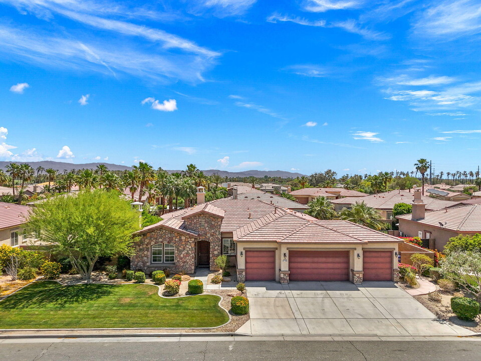 57768 Cantata Dr in La Quinta, CA - Building Photo