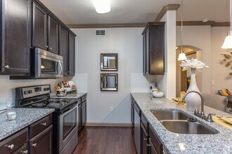 9530 Farm to Market 2920 in Tomball, TX - Building Photo - Building Photo