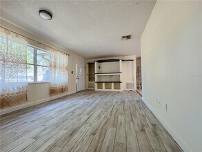 7522 Laurel Springs Dr in Winter Park, FL - Building Photo - Building Photo