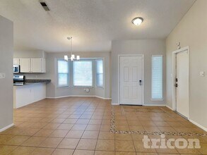 6936 Sweetbriar Ave NW in Albuquerque, NM - Foto de edificio - Building Photo