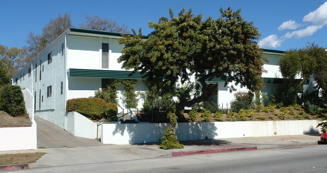 1628 Huntington Dr in South Pasadena, CA - Foto de edificio - Building Photo