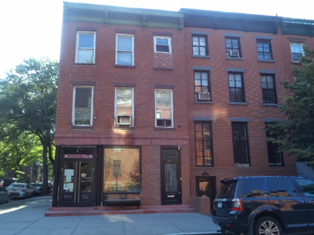 277 Cumberland St in Brooklyn, NY - Foto de edificio