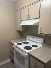 The Meridian in Sacramento, CA - Building Photo - Building Photo