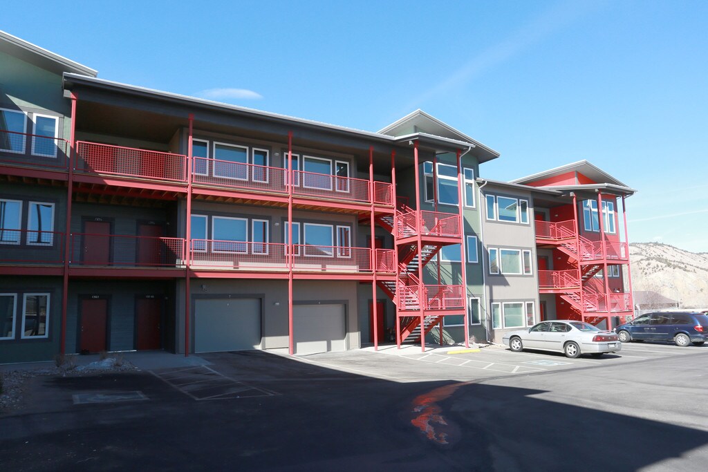 Red Table Apartments Gypsum, CO Apartments