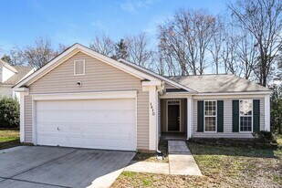 1610 Royal Tree Ct in Charlotte, NC - Building Photo