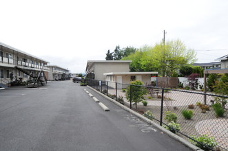 Sound View in Edmonds, WA - Foto de edificio - Building Photo