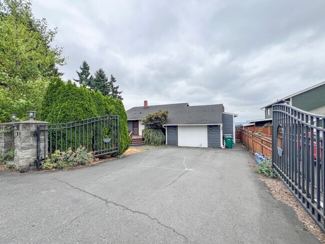 property at 6611 S 131st Pl
