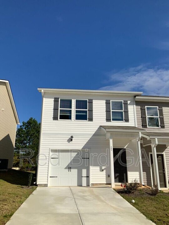 464 Oakwood Dr NW in Milledgeville, GA - Building Photo
