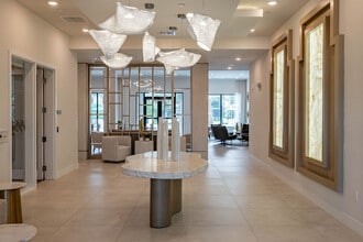 Mosaic Palms in Wellington, FL - Building Photo - Lobby