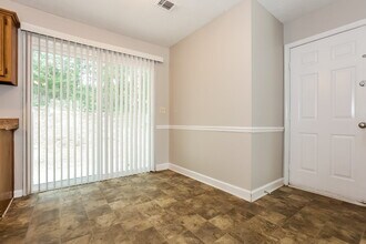 225 River Birch Dr in Mcdonough, GA - Building Photo - Building Photo