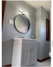 8 Lane St in Fall River, MA - Foto de edificio - Building Photo