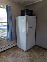 26 Virginia Ave, Unit 1st floor right in Woonsocket, RI - Building Photo - Building Photo