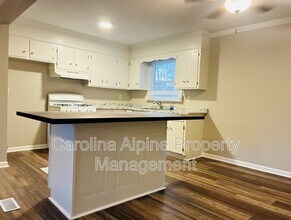 601 Dundeen Dr in Gastonia, NC - Building Photo - Building Photo