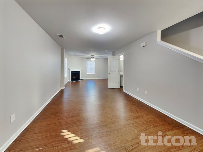 2640 Cider Ridge Rd in Dallas, NC - Building Photo - Building Photo