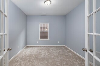 2437 A Duxbury Dr in Columbia, TN - Building Photo - Building Photo