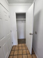 7408 Avenue X, Unit 303 in Lubbock, TX - Foto de edificio - Building Photo