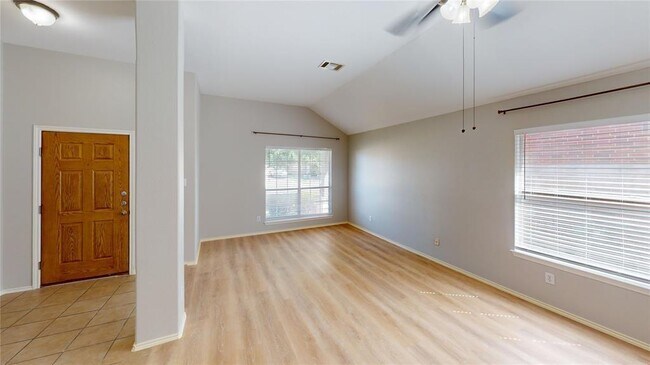 1482 Rainbow Parke Dr in Round Rock, TX - Building Photo - Building Photo