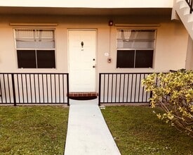 1210 Old Boynton Rd, Unit 102 in Boynton Beach, FL - Building Photo - Building Photo