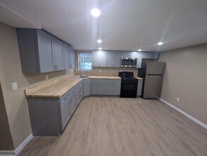 145 Lewis Ln in Wallkill, NY - Building Photo - Building Photo