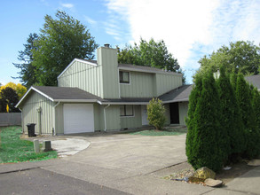 Shasta Park in Eugene, OR - Building Photo - Building Photo