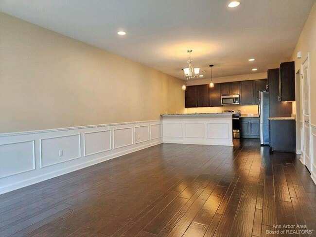 5643 Arbor Chase Dr in Ann Arbor, MI - Building Photo - Building Photo