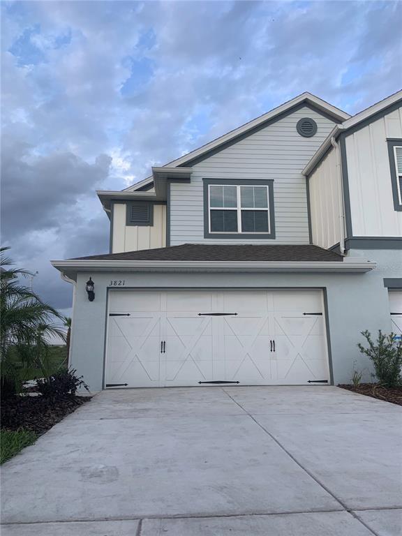 property at 3821 Plainview Dr