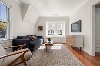 22 S Walter St, Unit 3 in Boston, MA - Building Photo - Building Photo