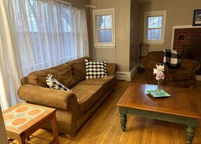 233 Roosevelt Ave in Torrington, CT - Building Photo