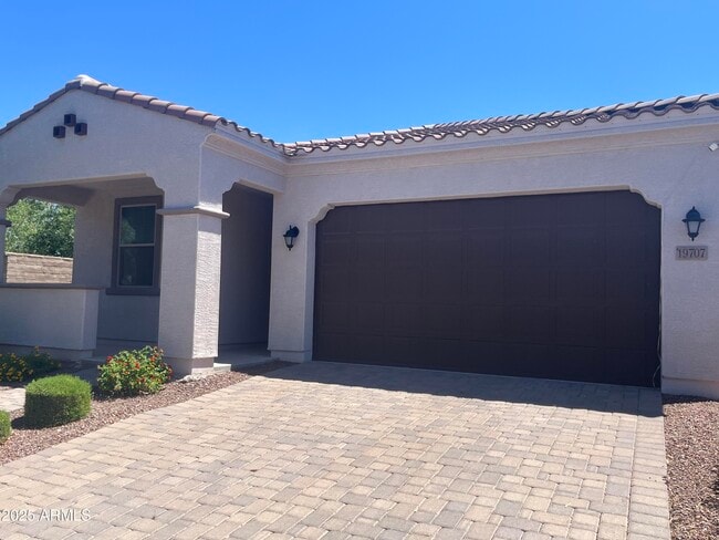 property at 19707 W Heatherbrae Dr