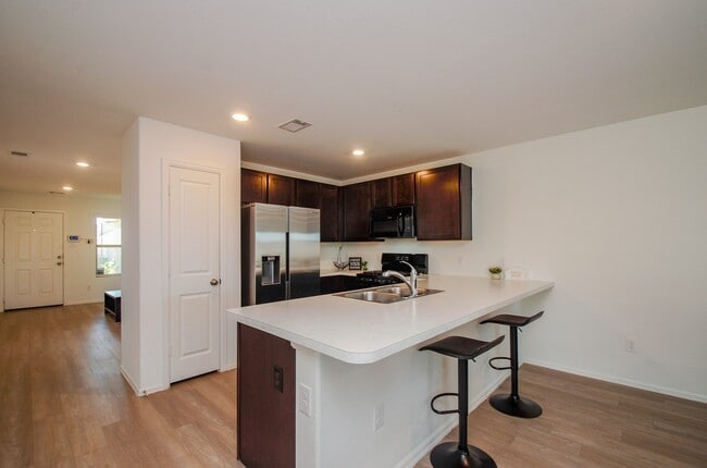 property at 4355 Palmetto Grv Ln