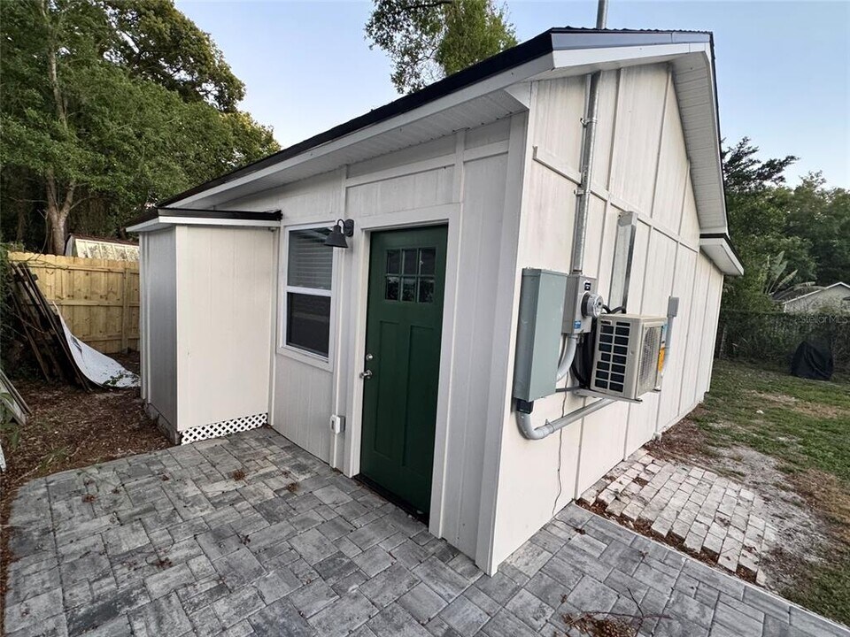 437 Shine Ave in Orlando, FL - Building Photo