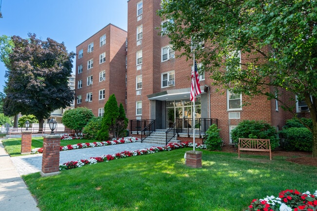 property at 39 Glenbrook Rd